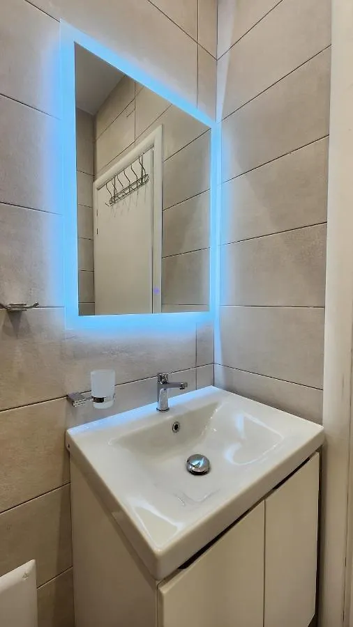 Solar Rooms And Apartments Himare