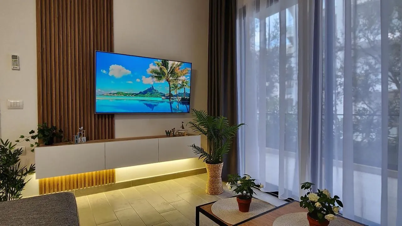Solar Rooms And Apartments Himare