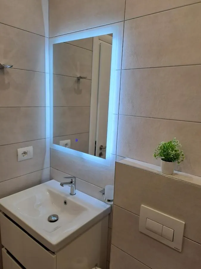Solar Rooms And Apartments Himare Albania